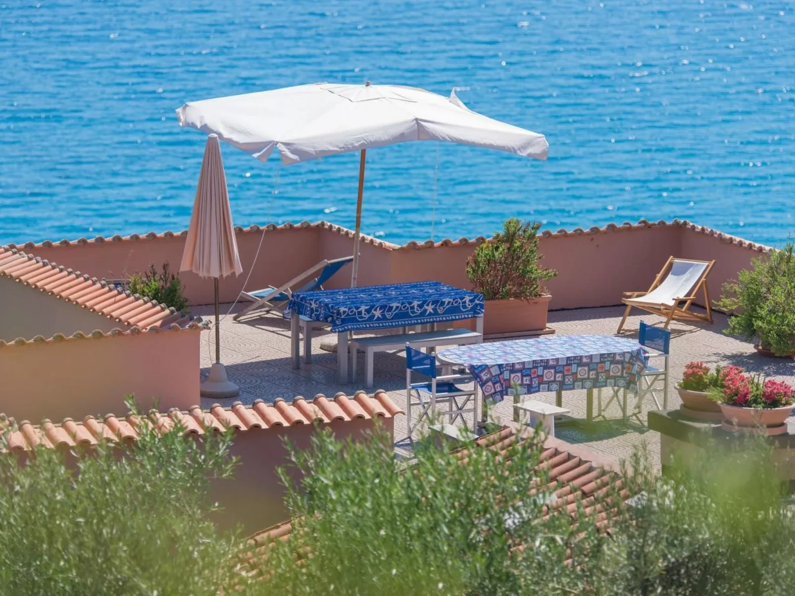 Wohnung mit Terrasse und Panoramablick-Outside