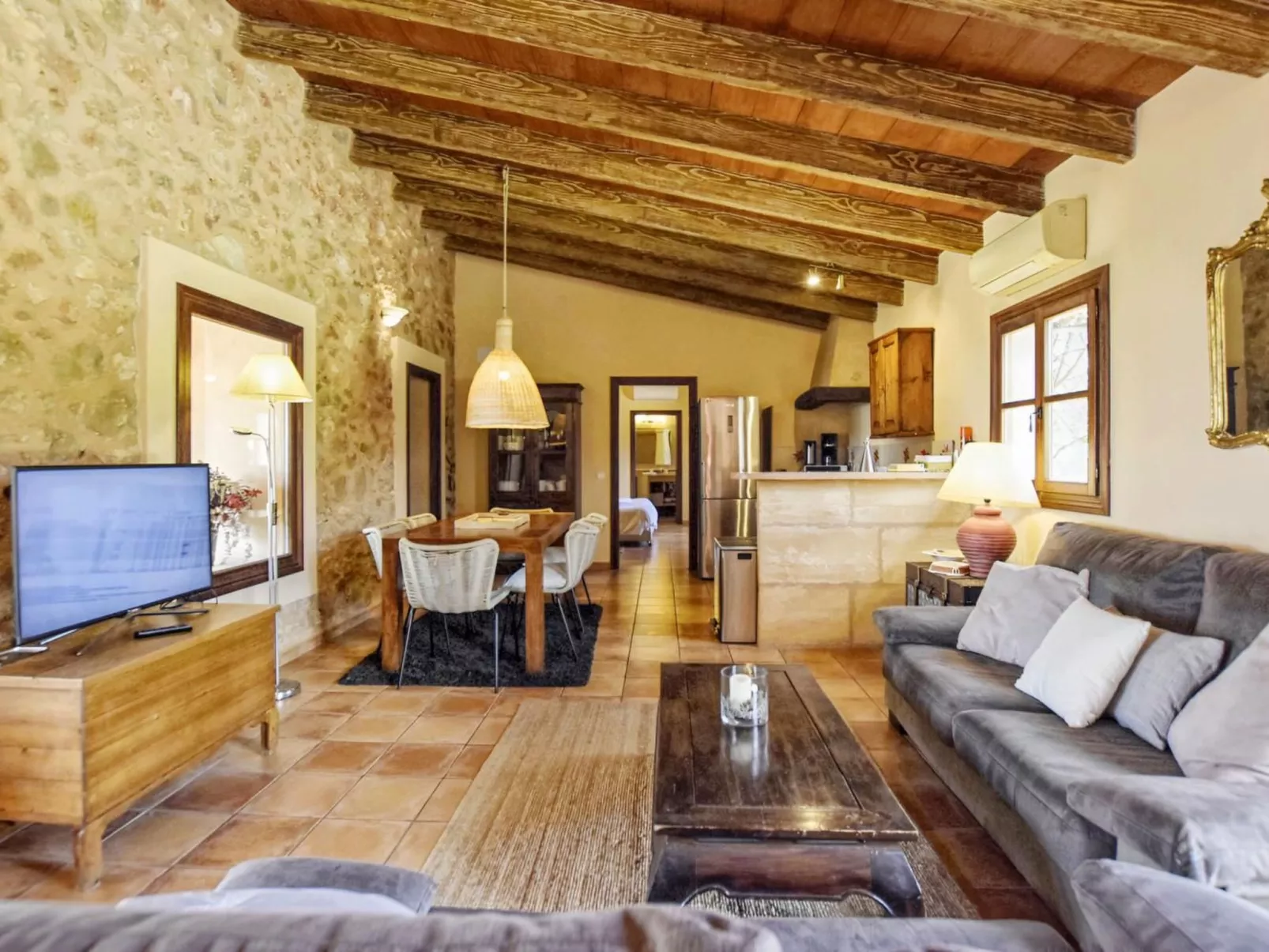 Finca in idyllischer Umgebung Pool & Klima 8 Pers-Image-tags.info