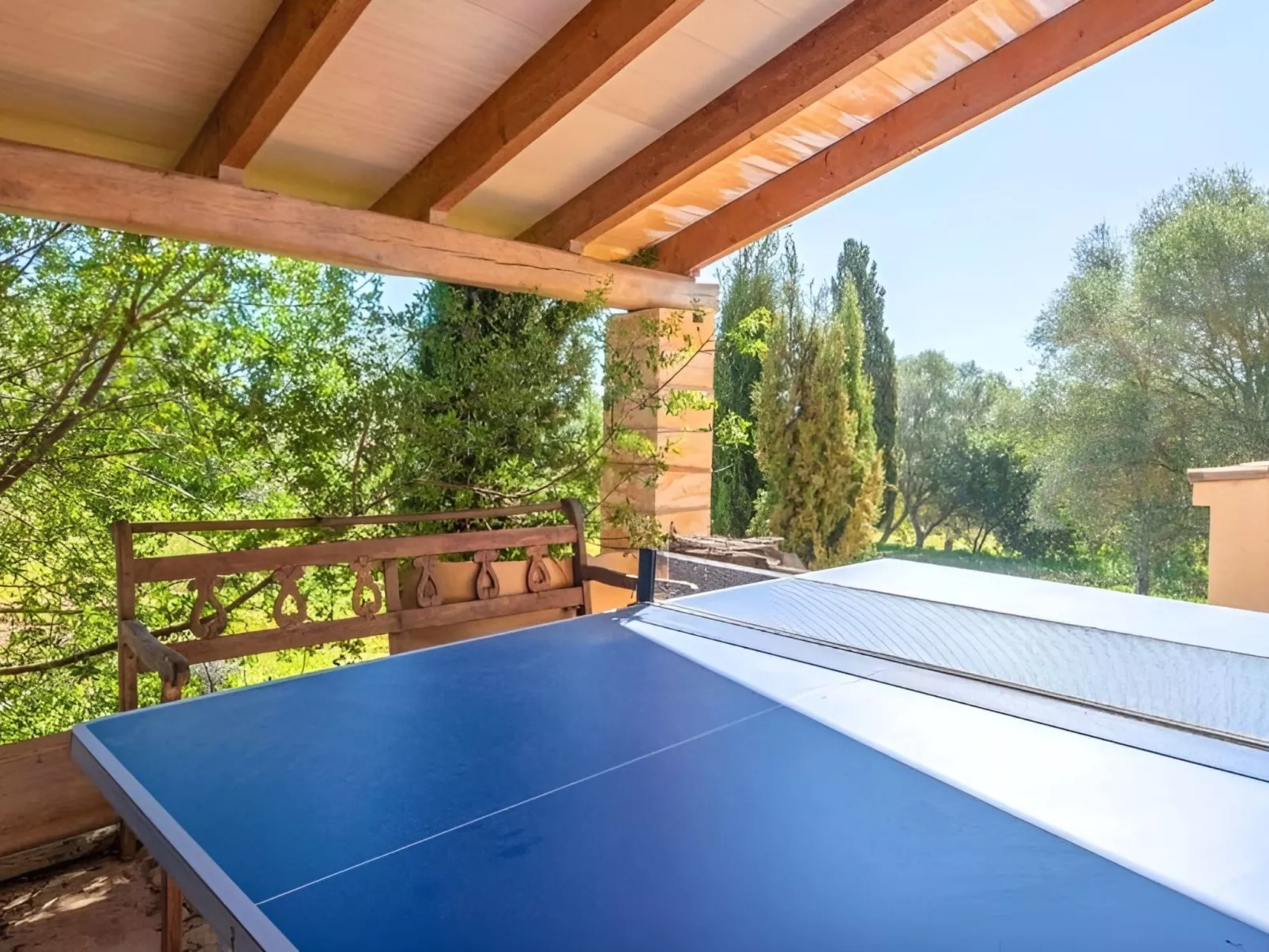 Finca mit Ruhe und Infinity-Pool-Image-tags.info