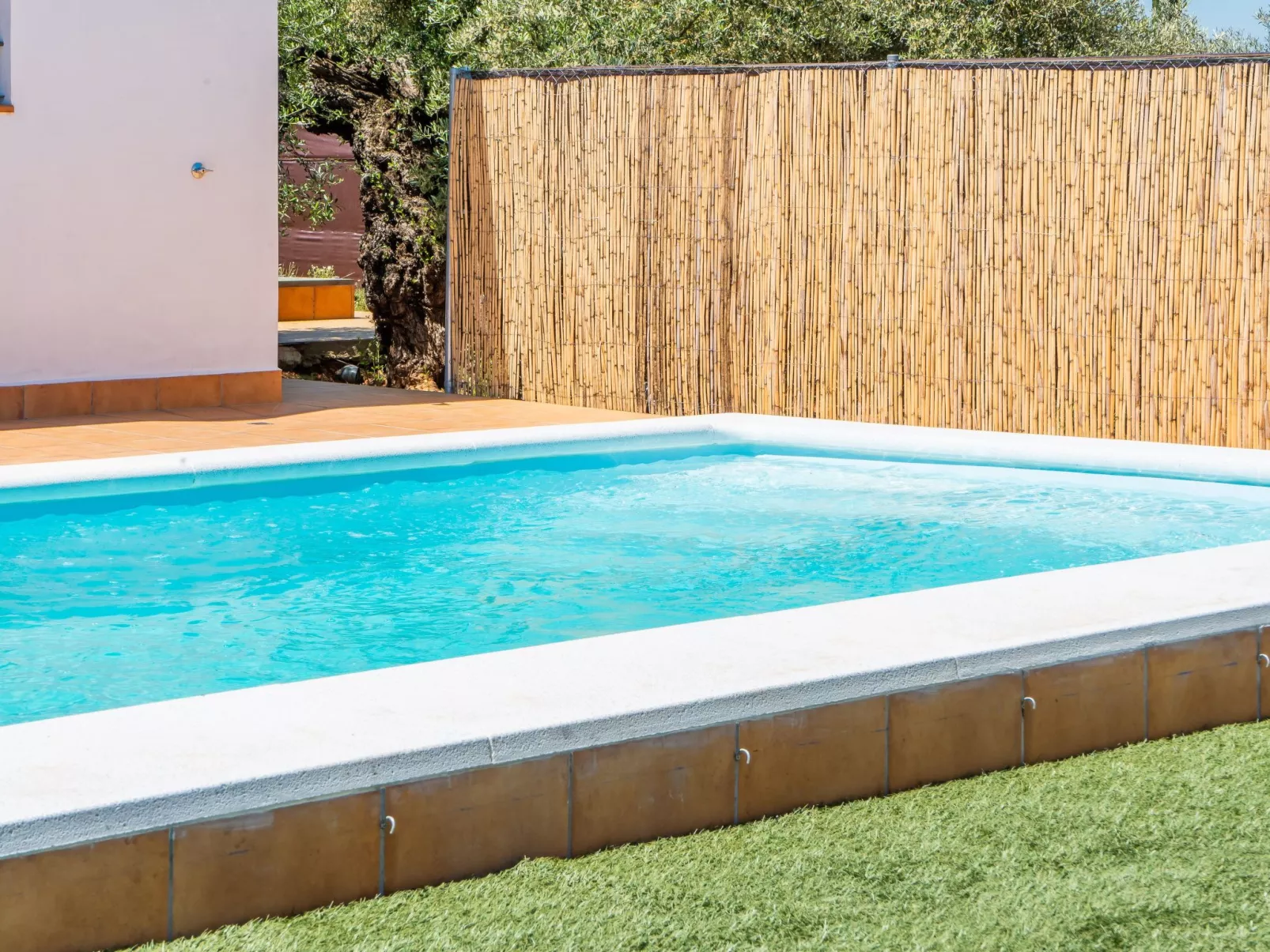 Olivera Country Cottage-Image-tags.info