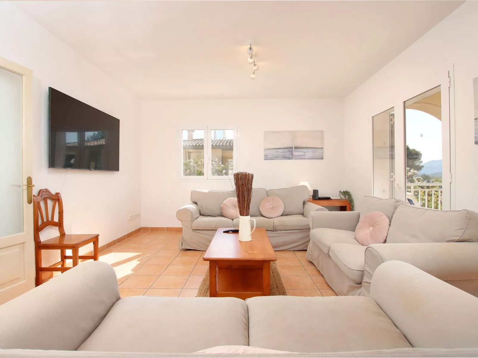 Schöne Villa mit Meerblick-Image-tags.info