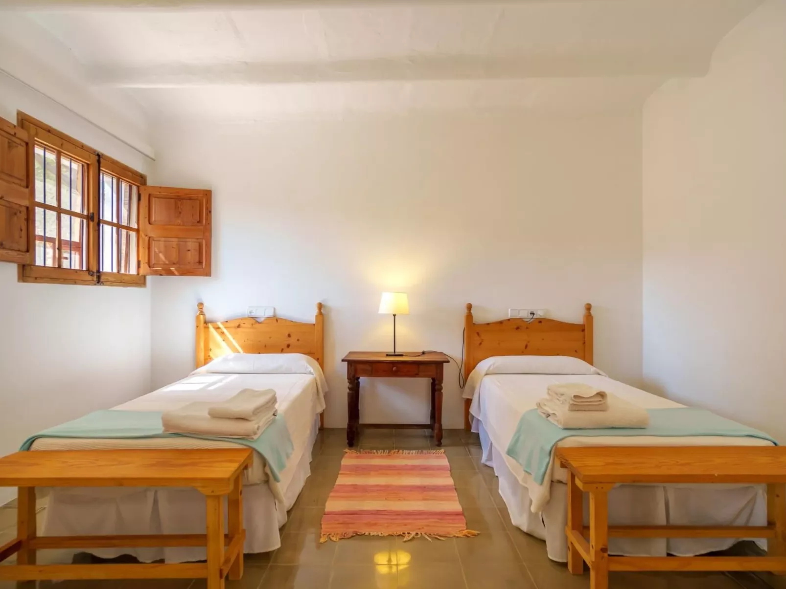 Beeindruckende Villa mit Meerblick und Schwimmbad-Image-tags.info