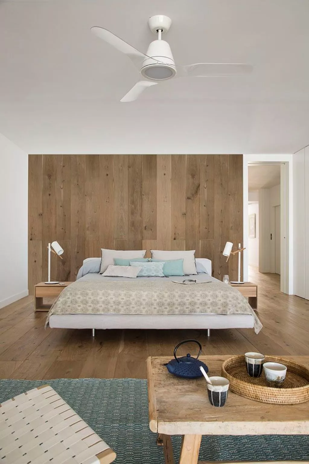 Haus "Colonia Beach" mit Blick auf das Wasser-Image-tags.info