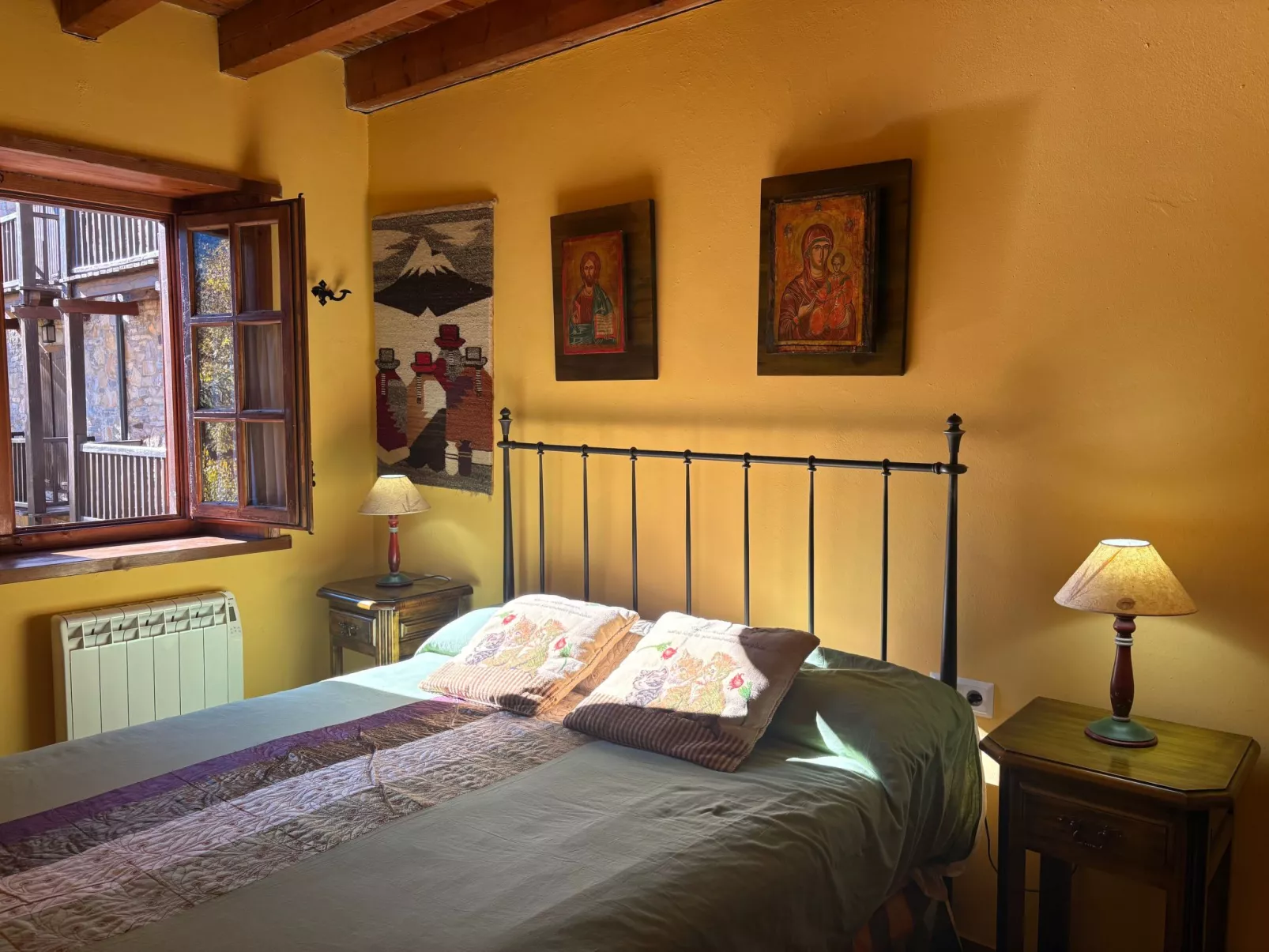 Bergwohnung mit Kamin Aigüestortes 1-Dedans