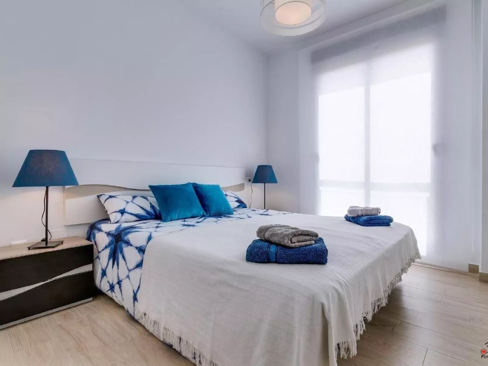 "Pinada Beach" mit Schwimmbad-Dedans