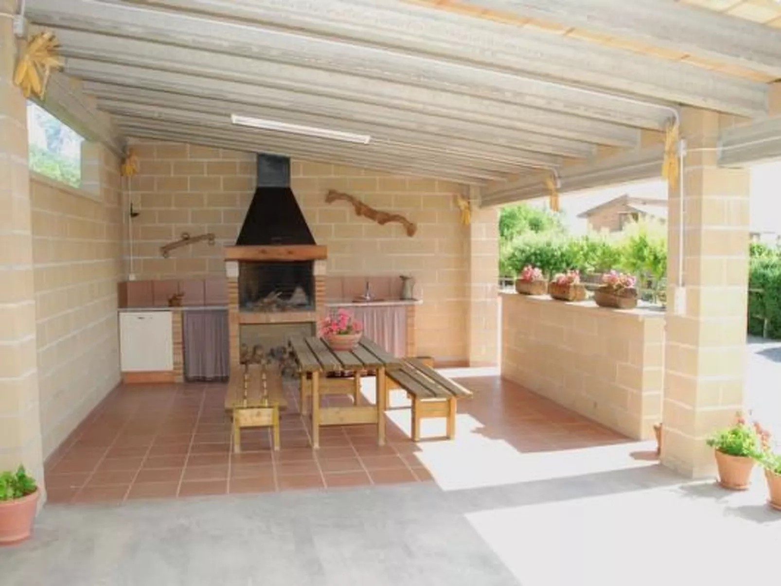 "Cal Serveró." mit Terrasse-Image-tags.info