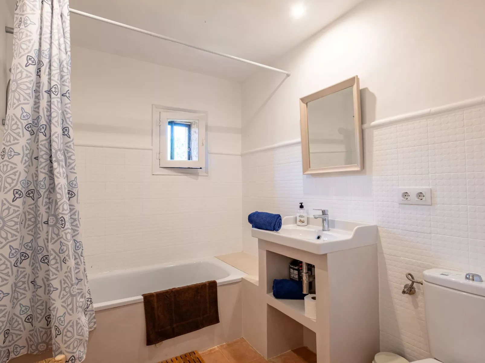 Costabravaforrent La Tallada, mit privatem Pool-Dedans