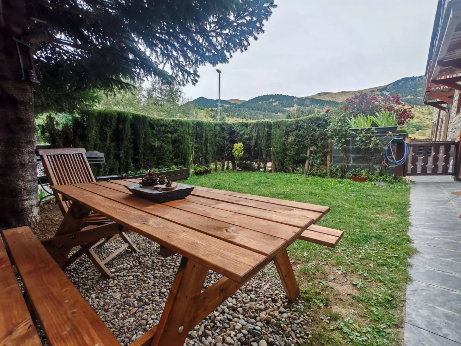 Wohnung mit privatem Garten und gemütlichem Puig Falcó 2 Vall de Boí-Outside