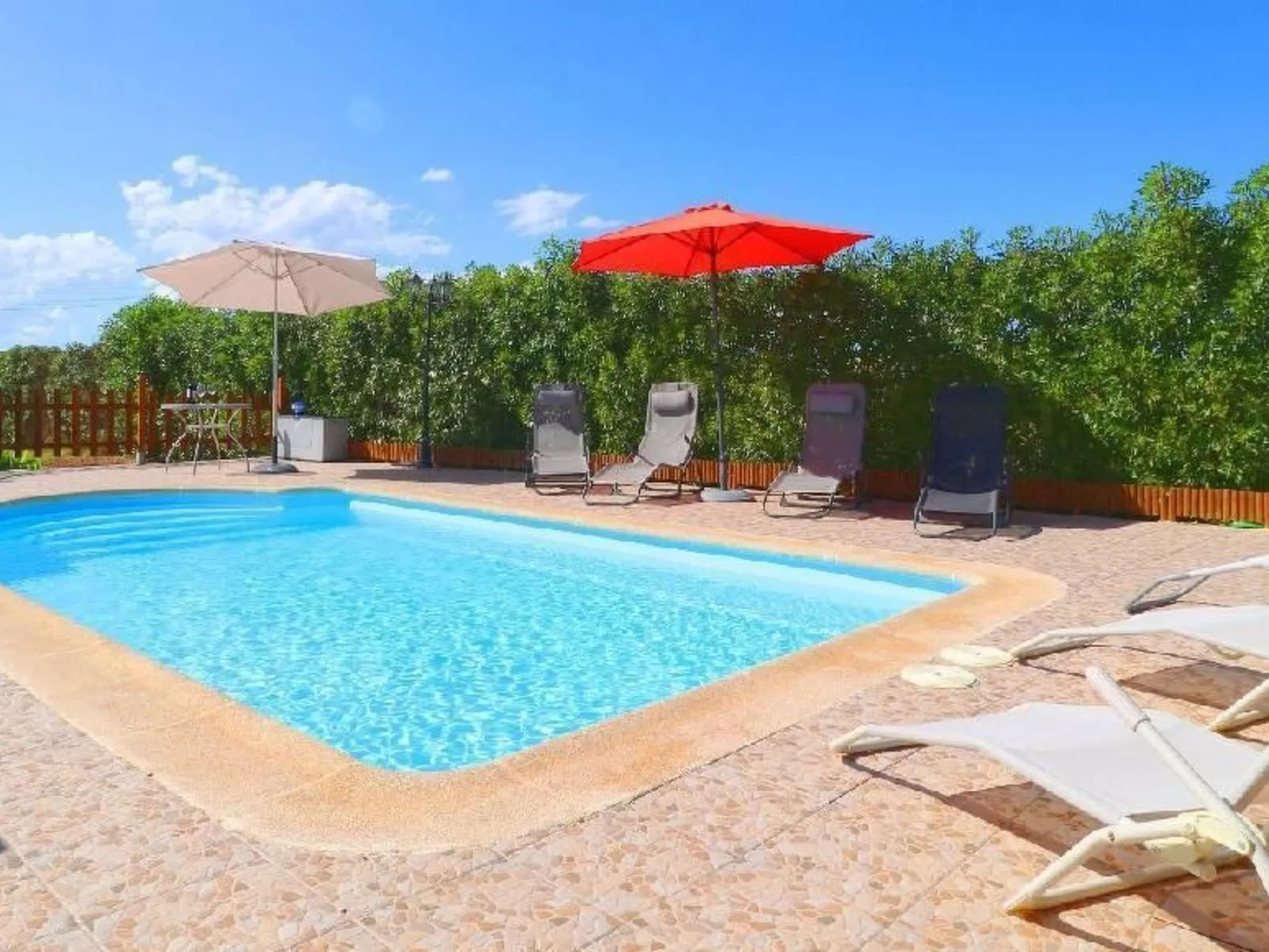 Finca Geco Campos-Outside