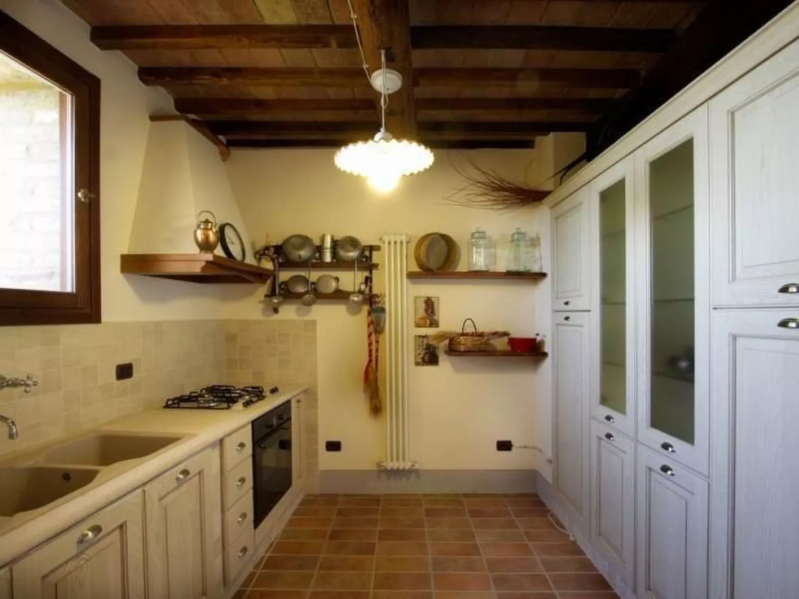 Schönes Ferienhaus in Gambassi Terme mit Privatem Pool-Dedans