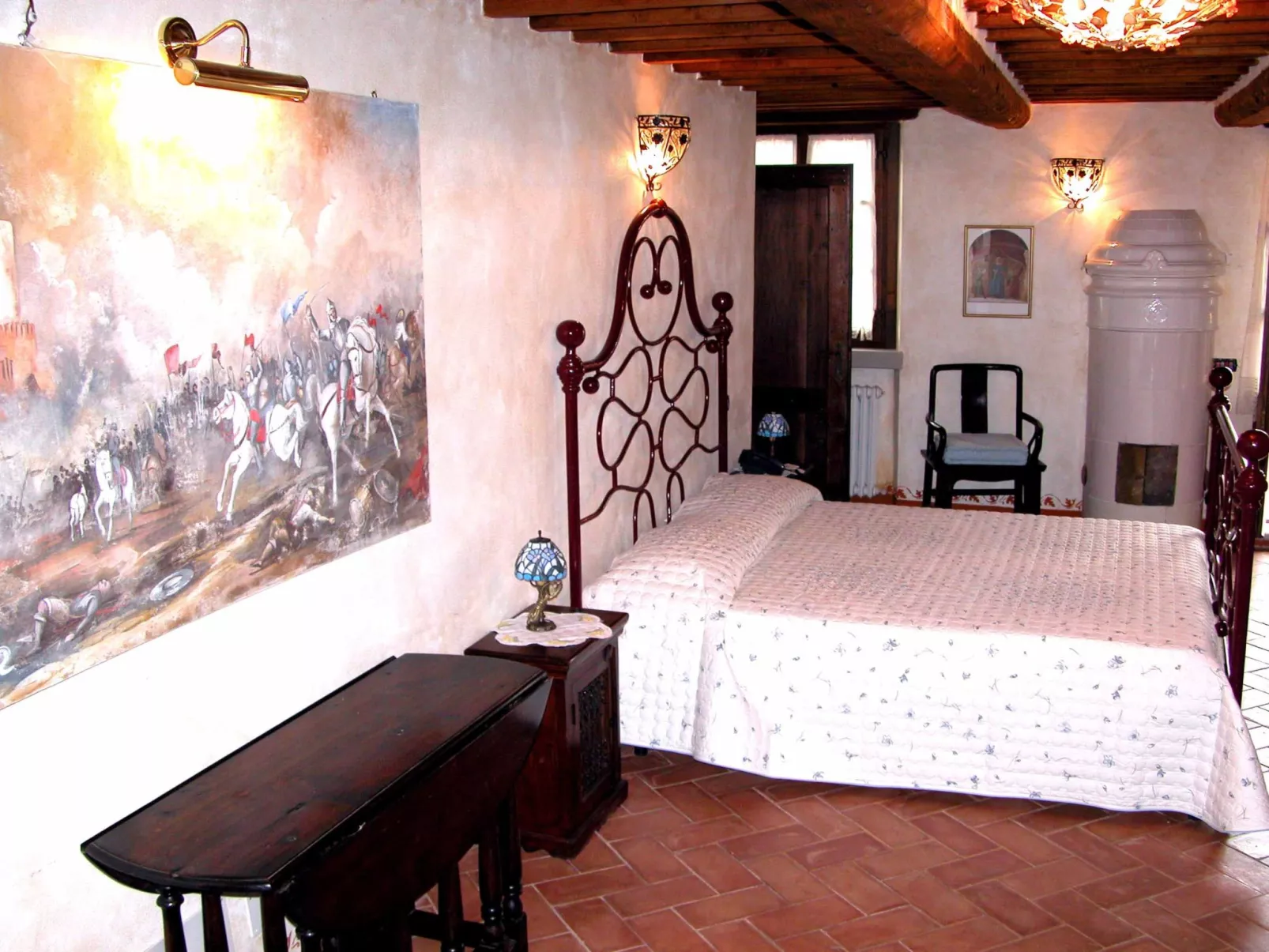 Altes Kloster und eleganter Landsitz-Inside