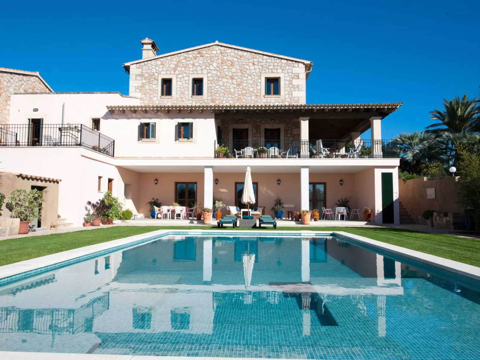 Luxuriöse Ferienvilla auf Mallorca-Image-tags.info