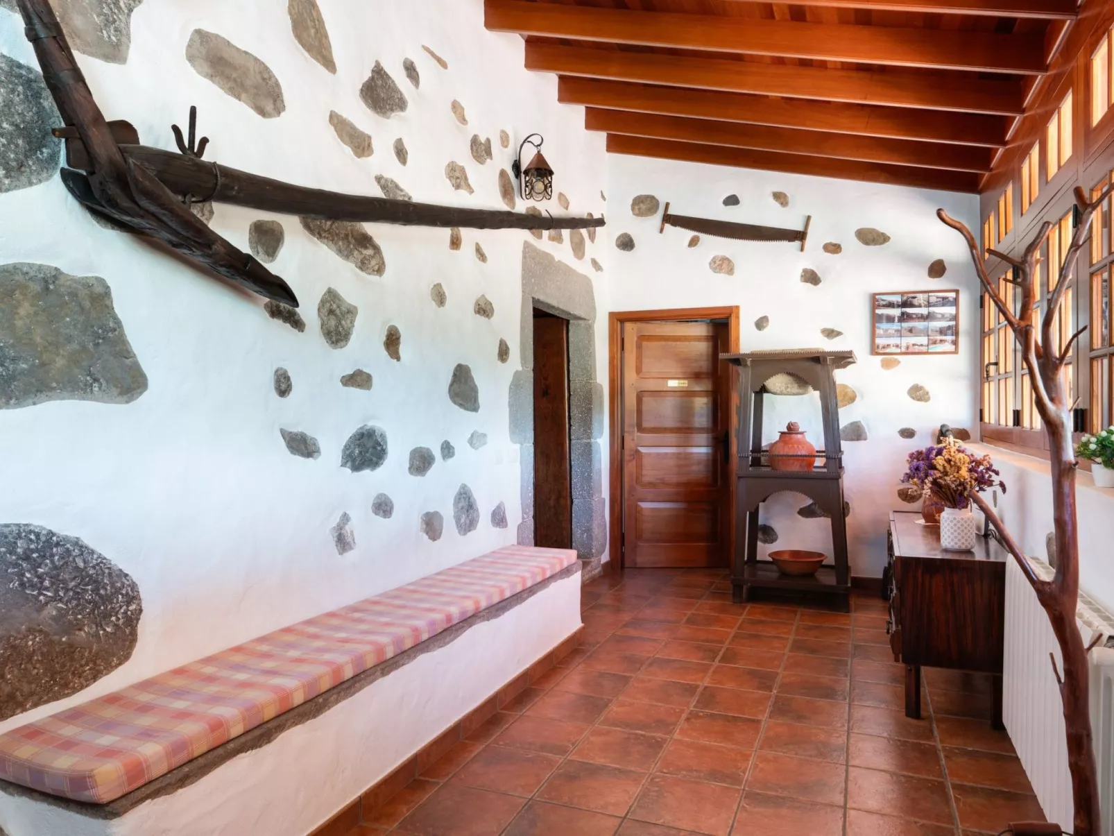 Kanarische Finca mit Pool und herrlicher Aussicht-Inside