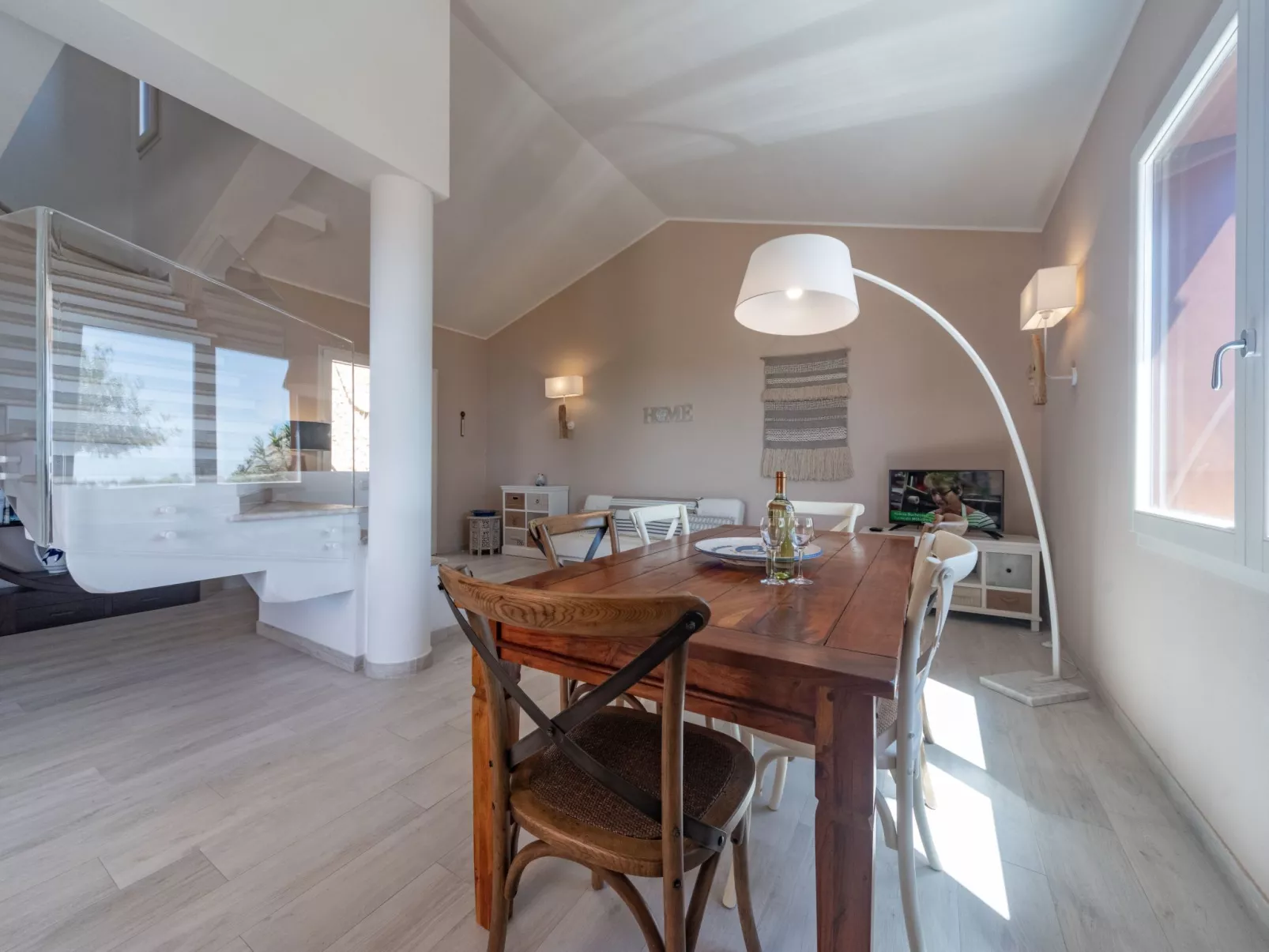 Moderne Villa mit atemberaubendem Blick auf die Küste-Inside