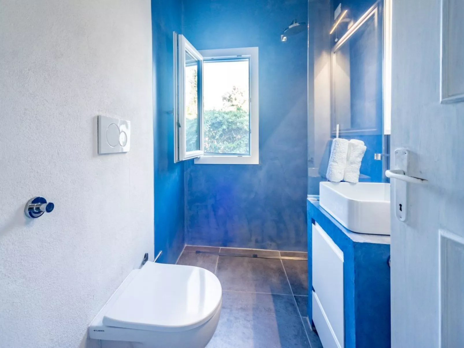 Villa "Villa Aurosa" in der Nähe des Strandes-Drinnen