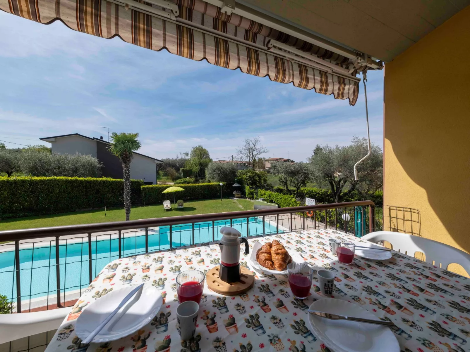 La Palma - Apartment mit Balkon und Poolblick-Inside