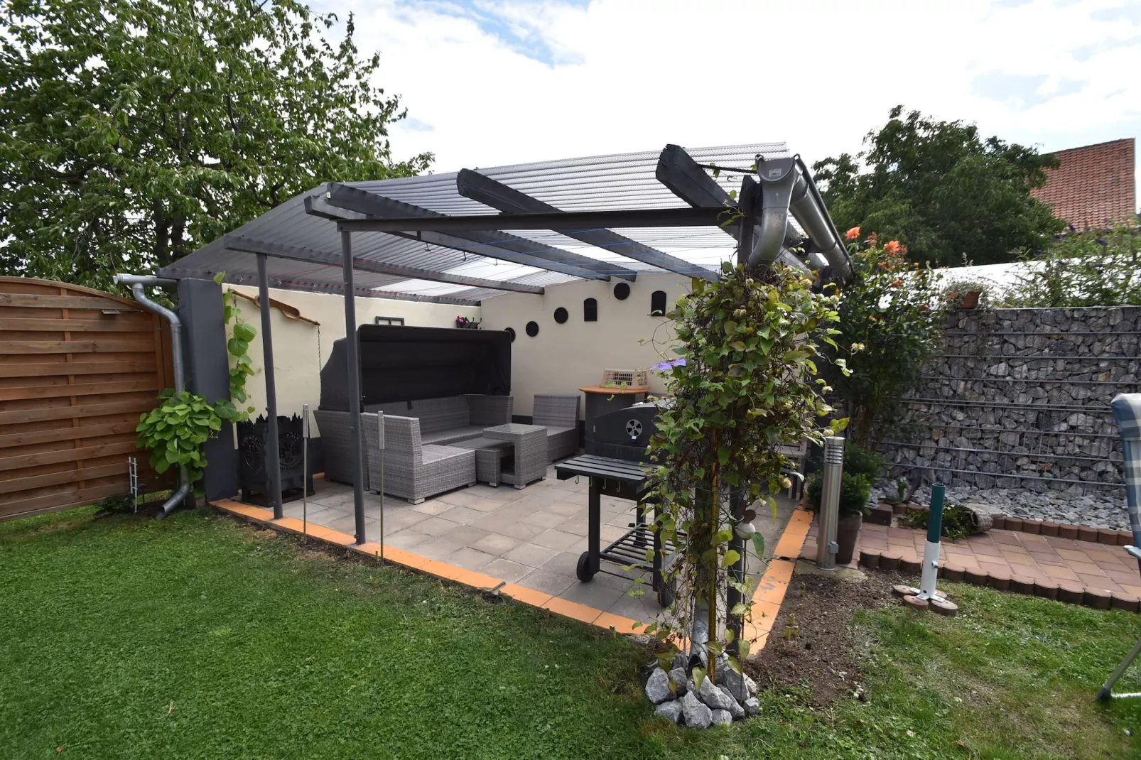 Veckenstedt-Terrace balcony