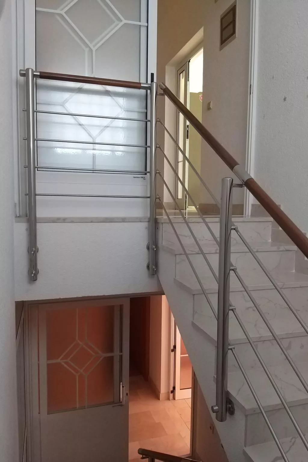 Michele-Mandarin-Drinnen