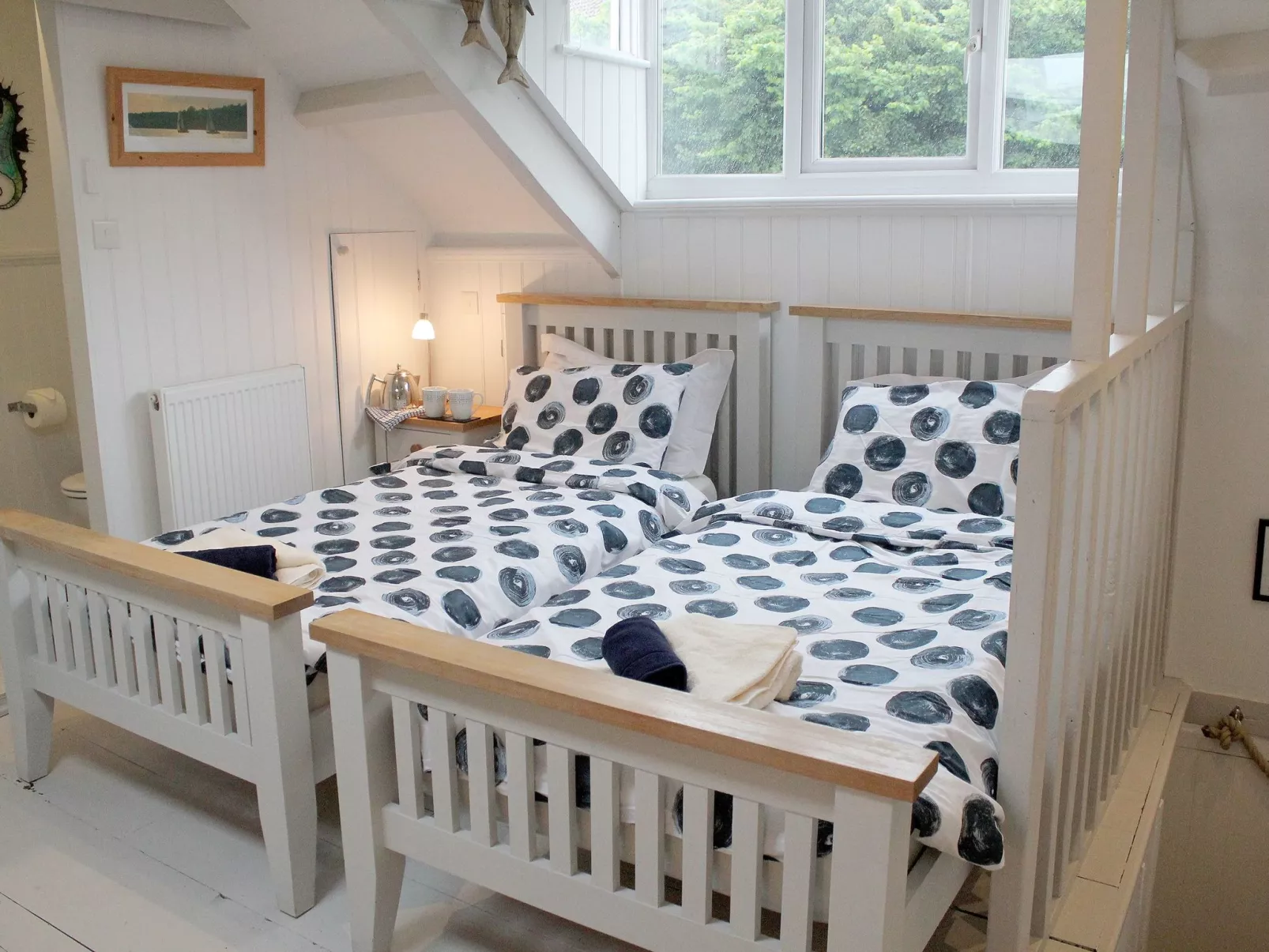 Admirals Suite-Inside