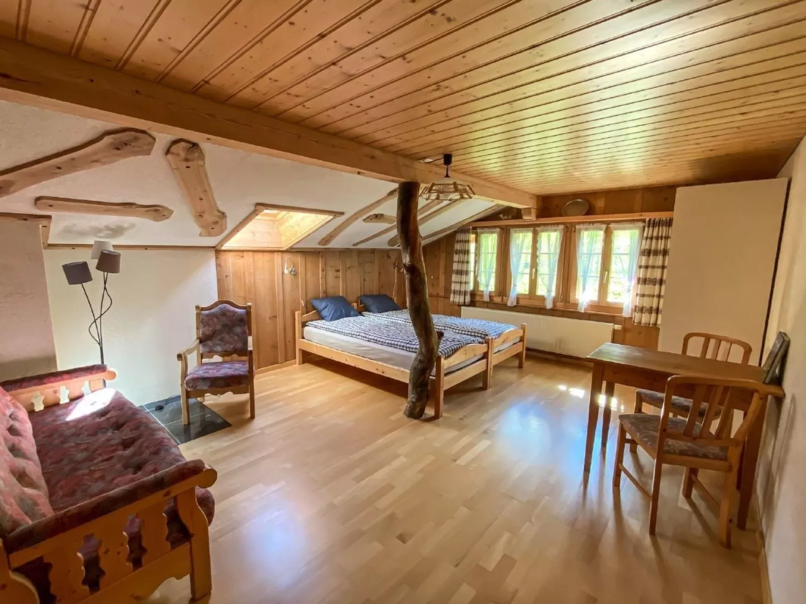 Chalet Simeli-Drinnen