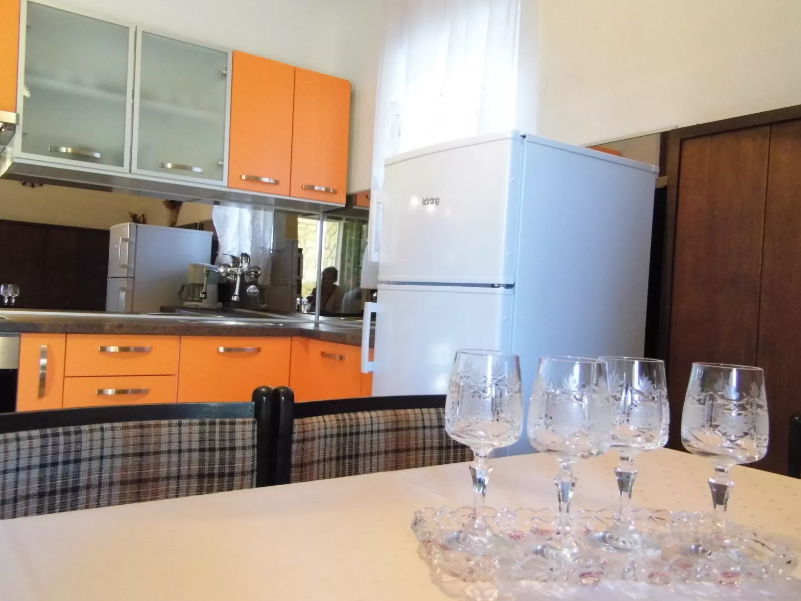 Schöne, gemütliche Ferienwohnung "Mira B" mit Garten-Drinnen