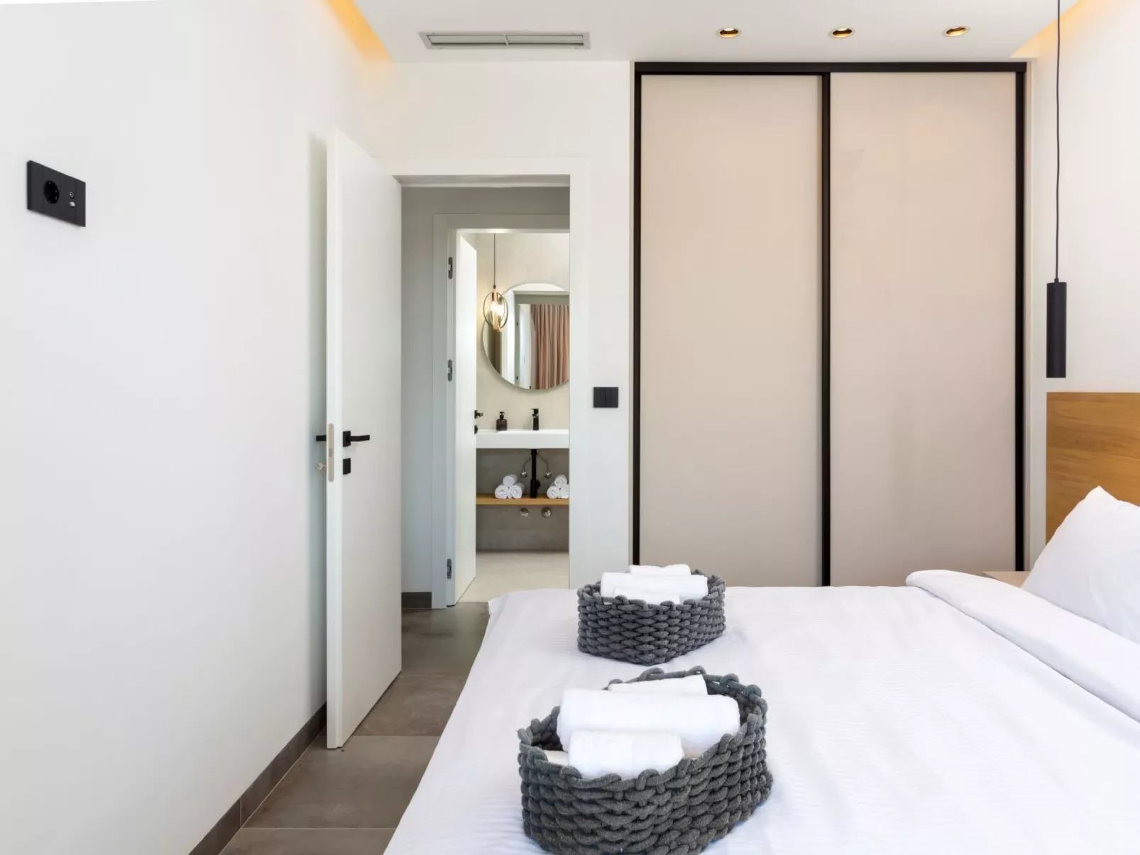 "A'more Bijeca" direkt am Strand-Inside