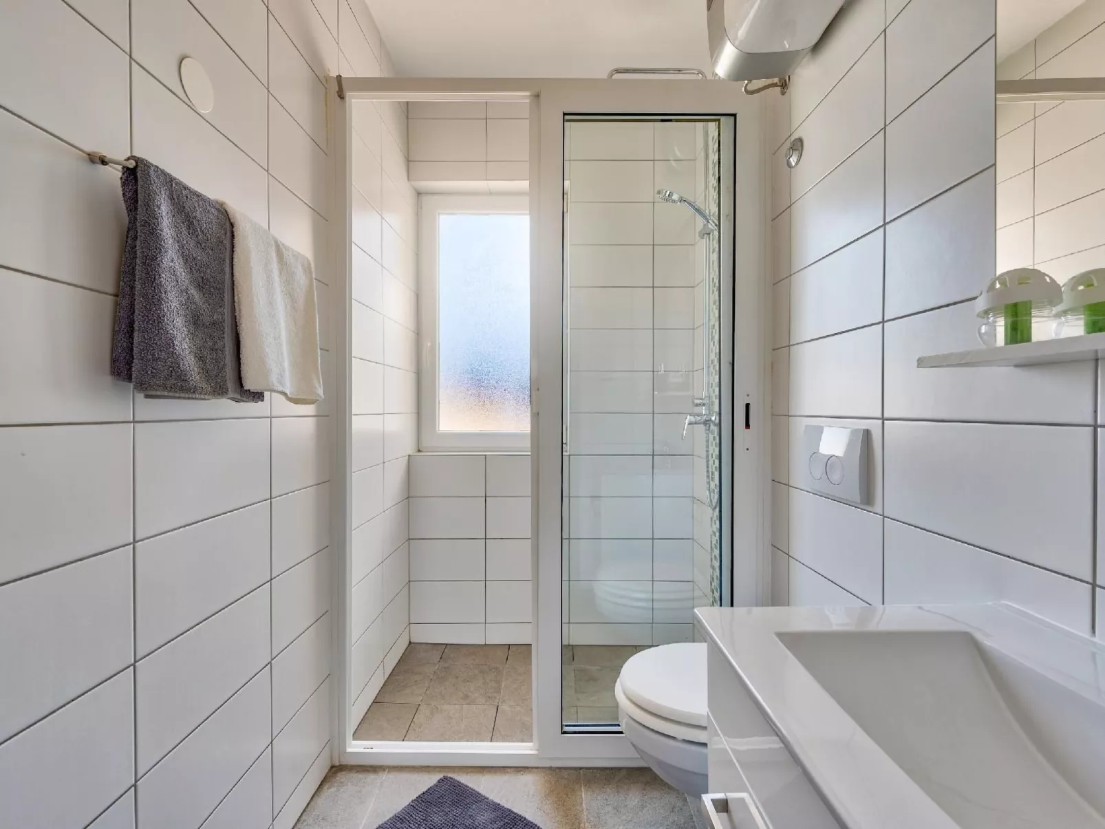 Villa mit Garten, Grill und Terrasse-Inside