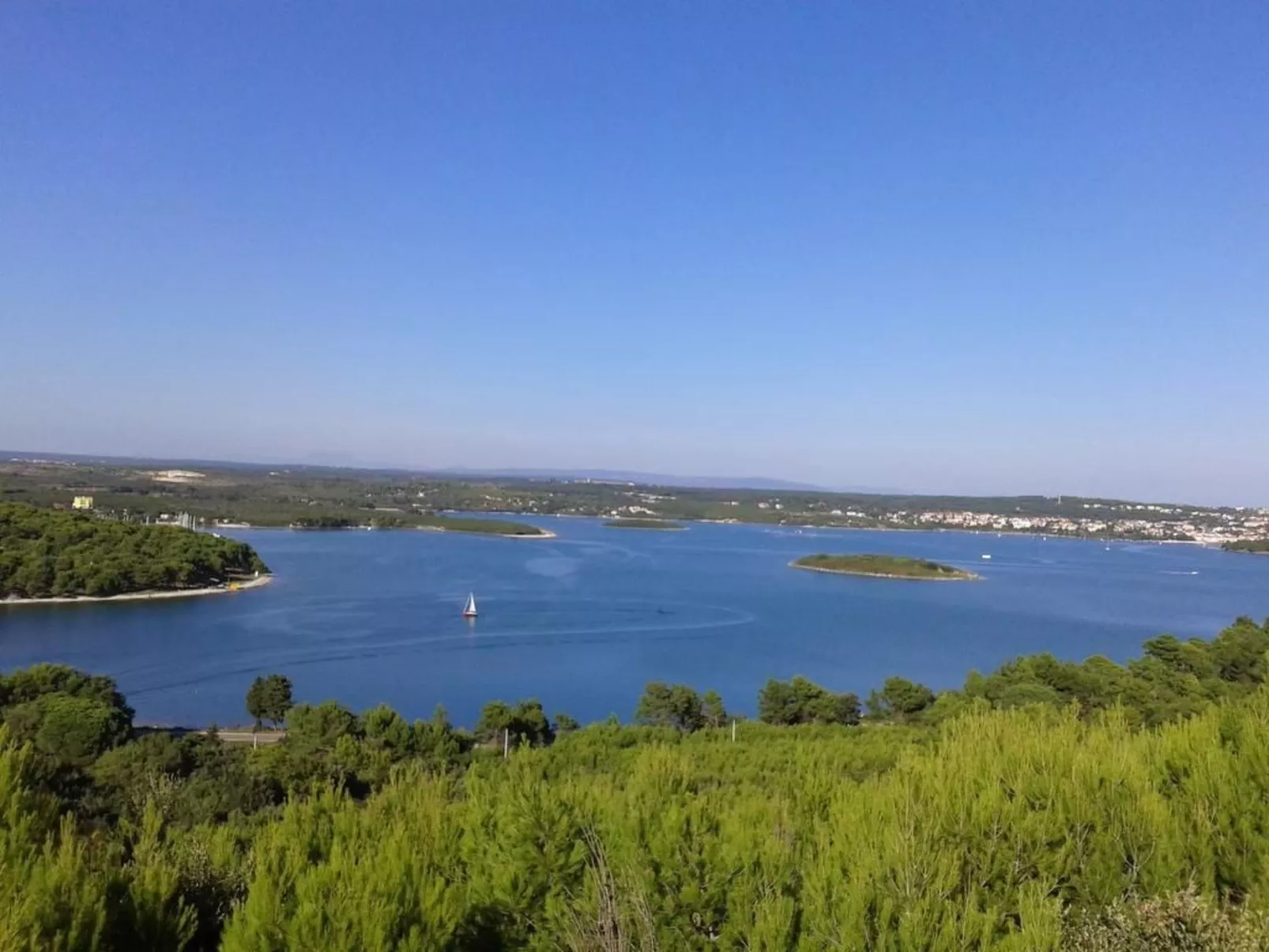 Modernes und komfortables Wohnen in der Wohnung-Dehors