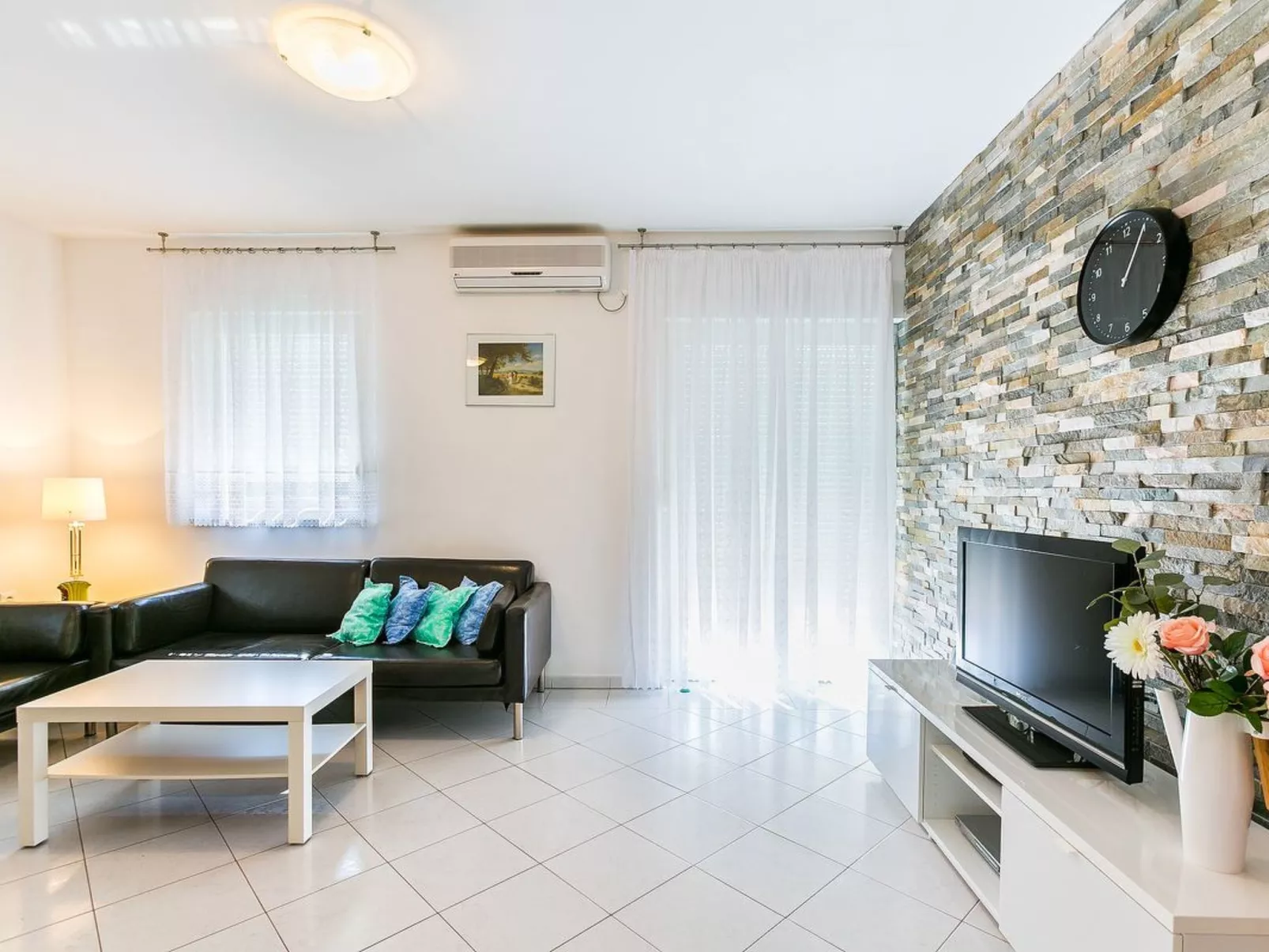 Für 4 Personen ca. 55 m&sup2; in Medulin, Istrien (Medulin und Umgebung)-Image-tags.info