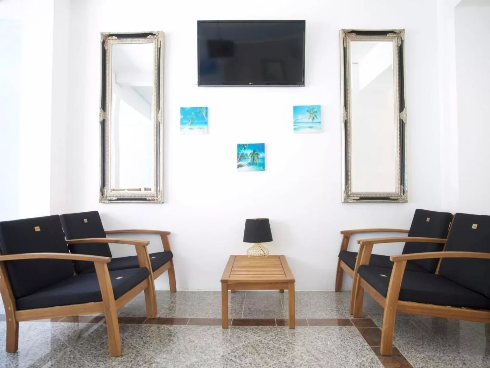 Mit Hot Tub-Image-tags.info