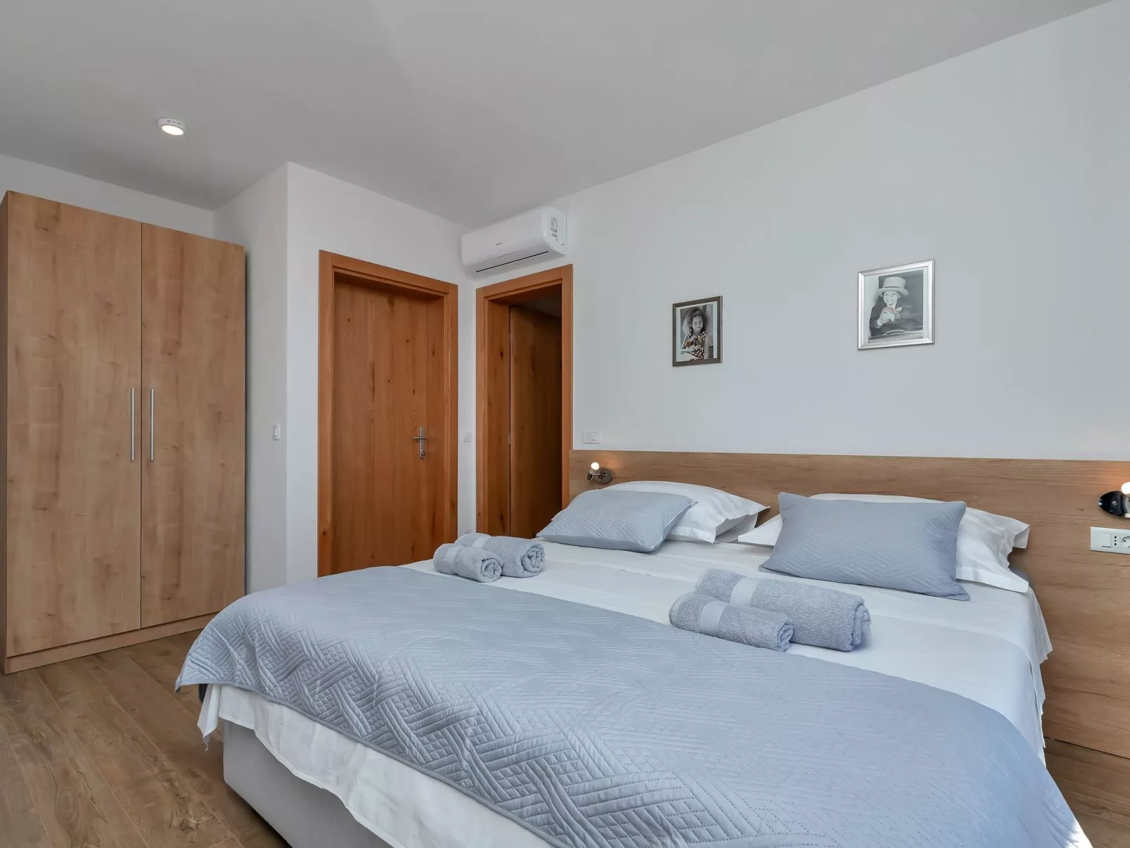 Moderne Villa Smart mit Pool und Meerblick-Inside