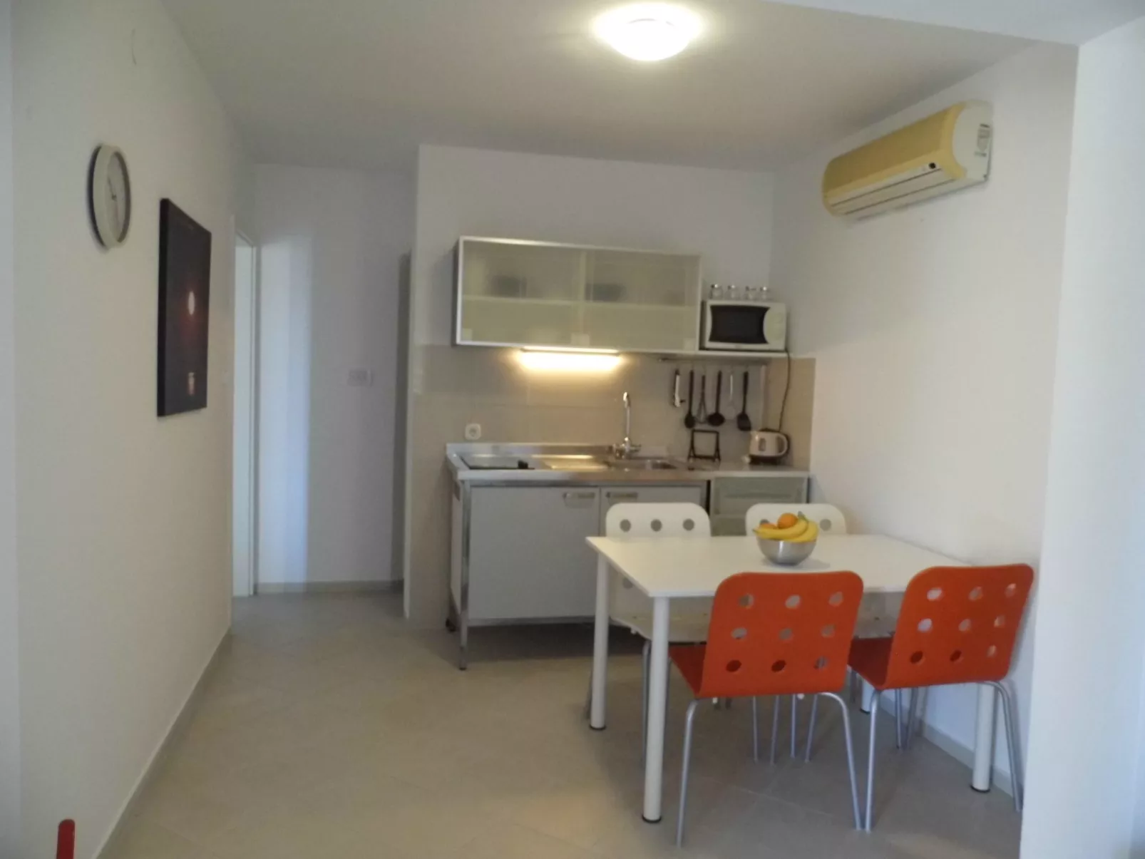 Gemütliche und moderne Wohnung in der Nähe von Meer und Zentrum-Inside