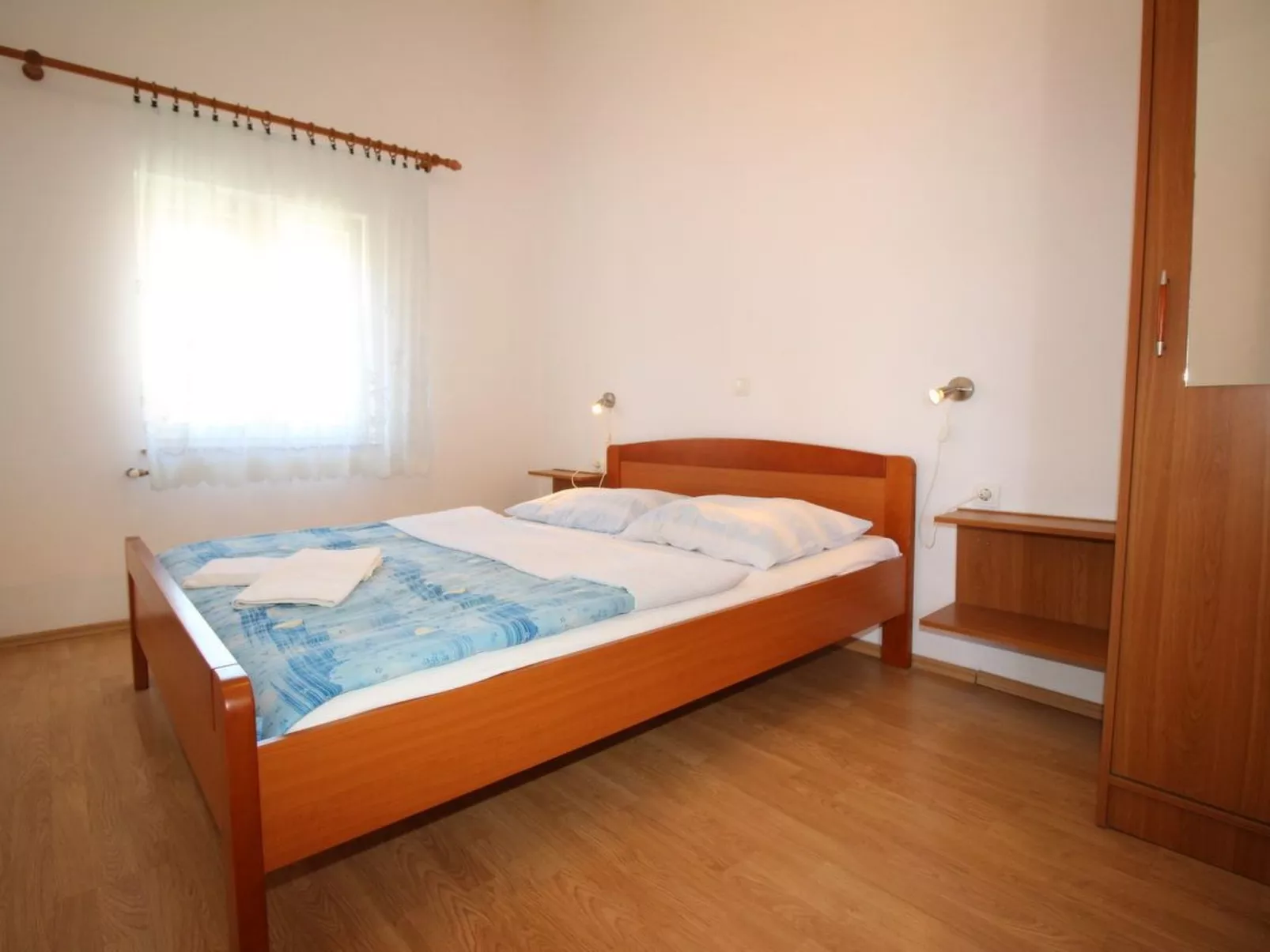 In Baška mit Eigenem Balkon-Dedans