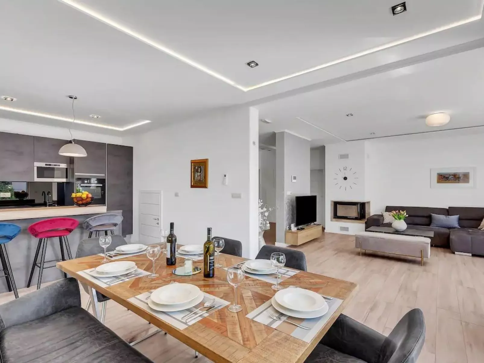 Villa Lantana-Image-tags.info