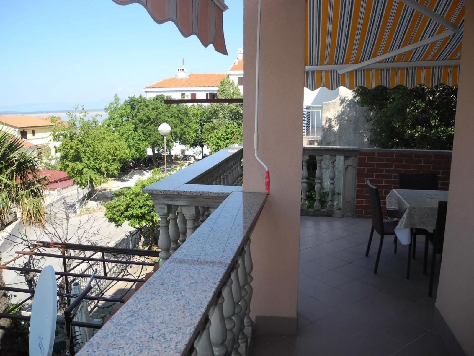 Wohnung in Crikvenica mit Terrasse und Grill-Dehors