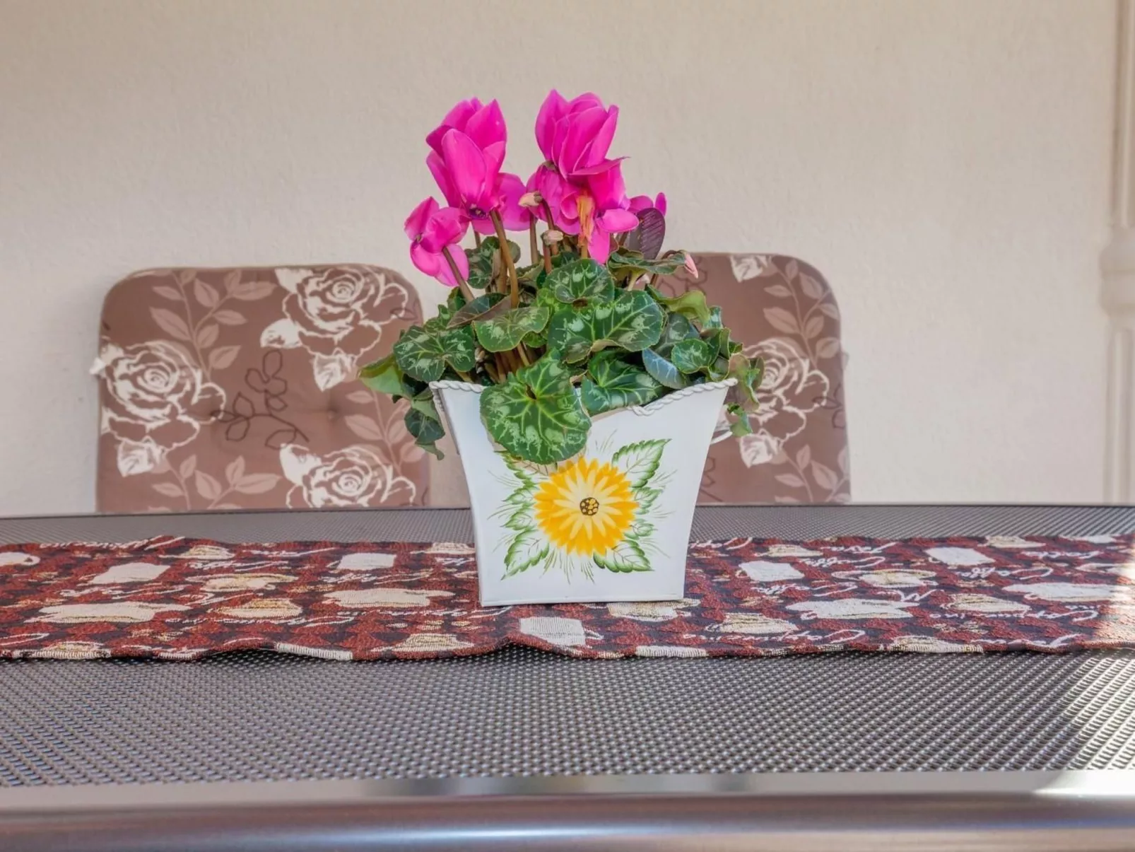 Wohnung mit Balkon und Meerblick-Image-tags.info