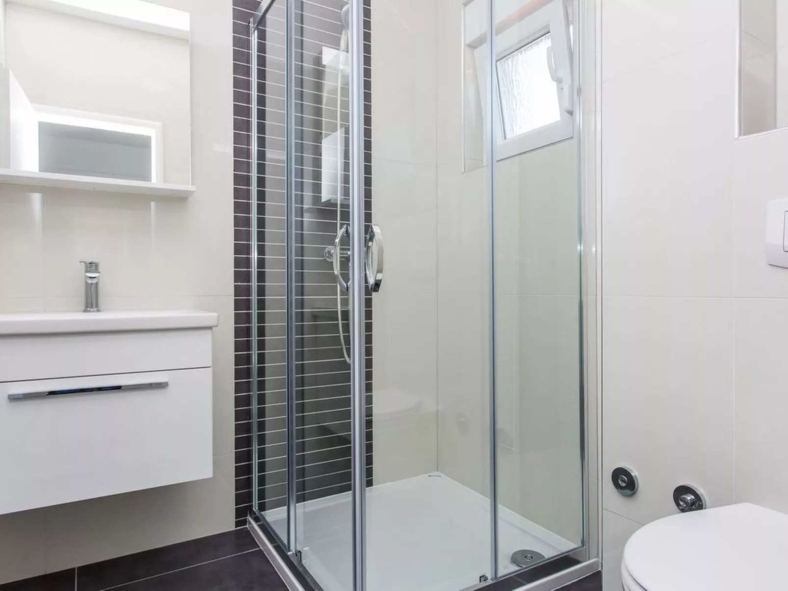 Nettes Appartement in Baška mit Eigenem Balkon-Drinnen