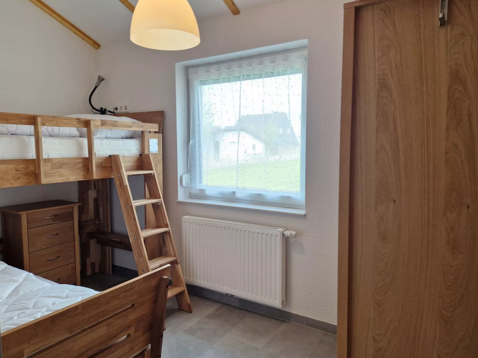 G8 freistehendes Ferienhaus mit Gartenhaus-Dedans