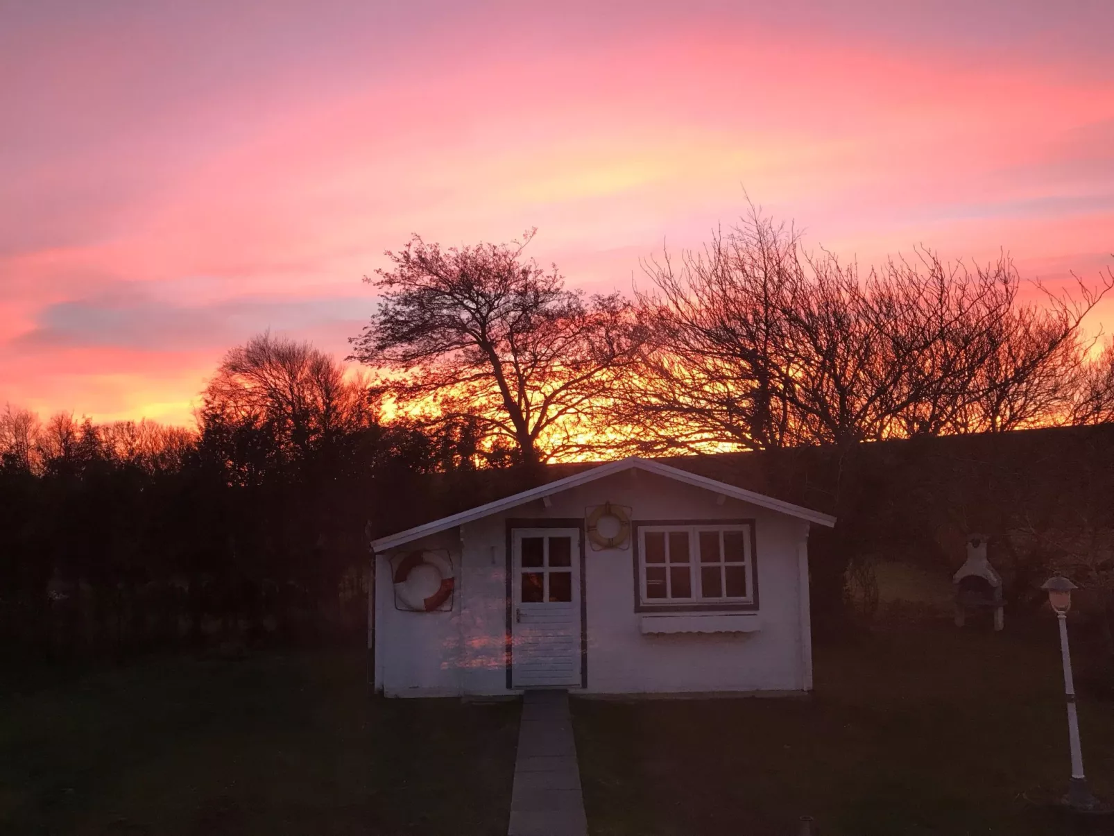 E3 Haus mit Wintergarten, Kamin und Deichblick-Outside