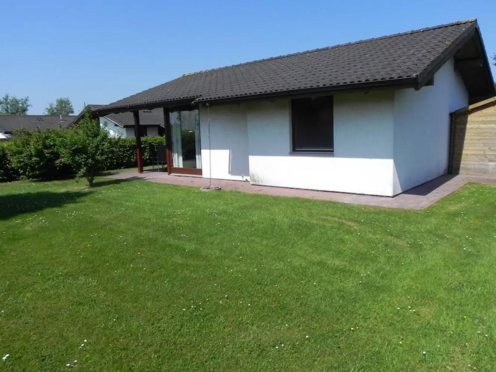 J10 Eingefriedetes Ferienhaus in Eckwarderhörne - Image-tags.info