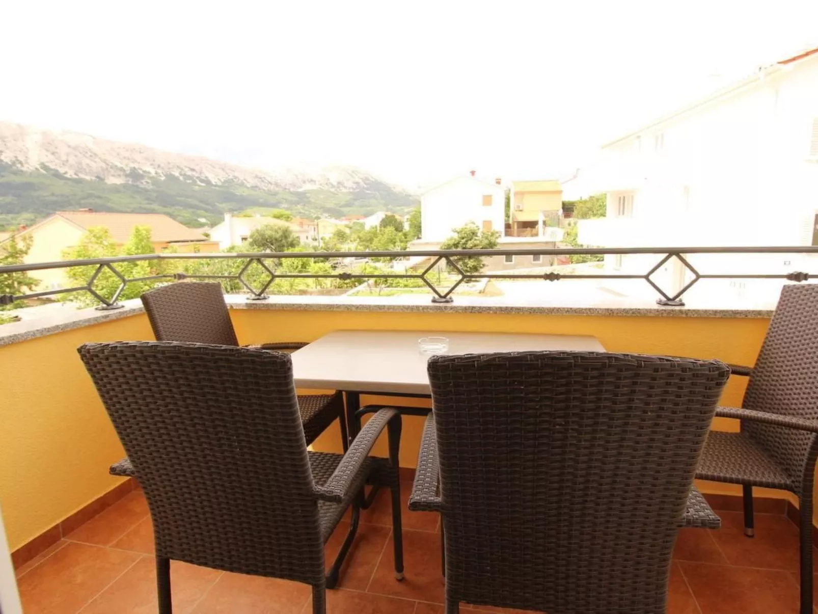 Gorica II A2+1 br.5-Outside