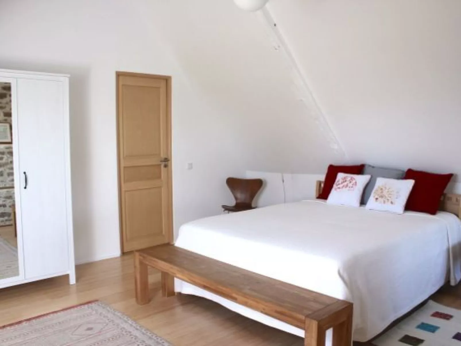 In Sourdeval Les Bois mit Garten-Inside