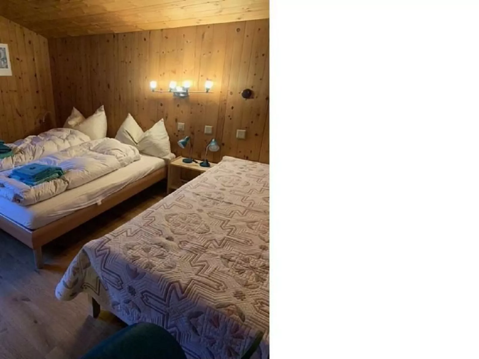 Haus Basilisk / Obere Wohnung für 5 Personen-Dedans