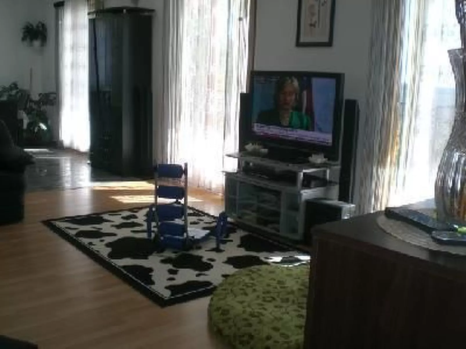 "Tutuila" mit Blick auf das Wasser-Inside