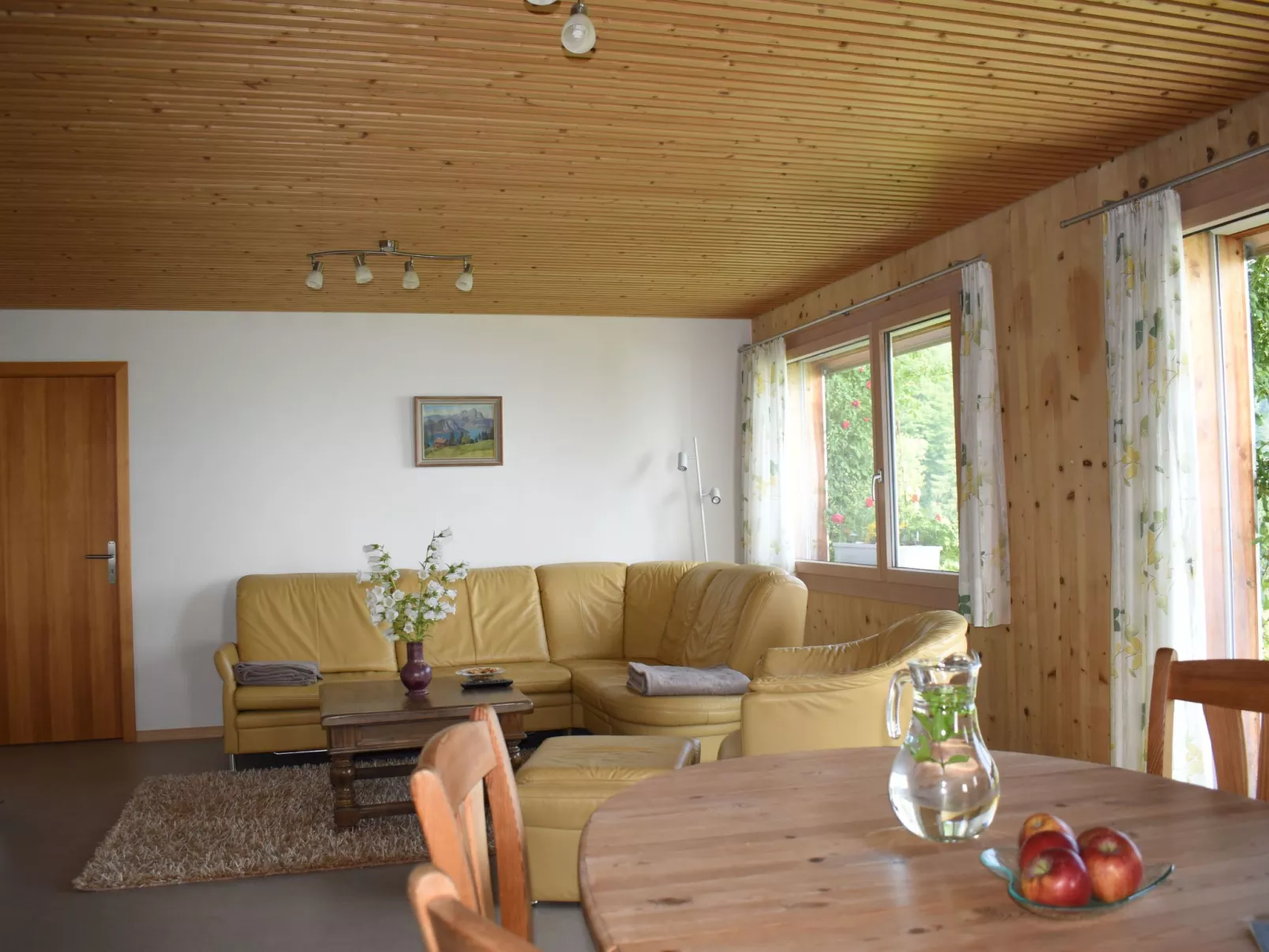 Mountain Nature Stay-Drinnen