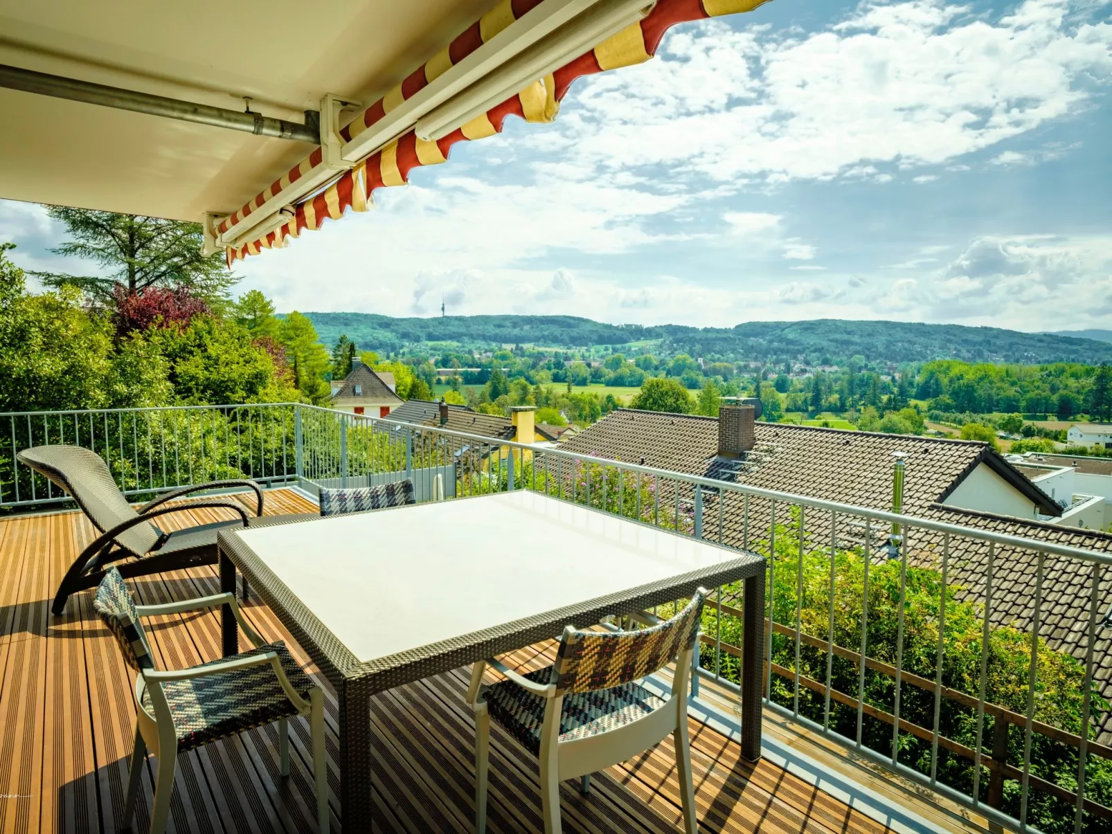 Apartment mit Terrasse nahe Schweizer Grenze - Outside