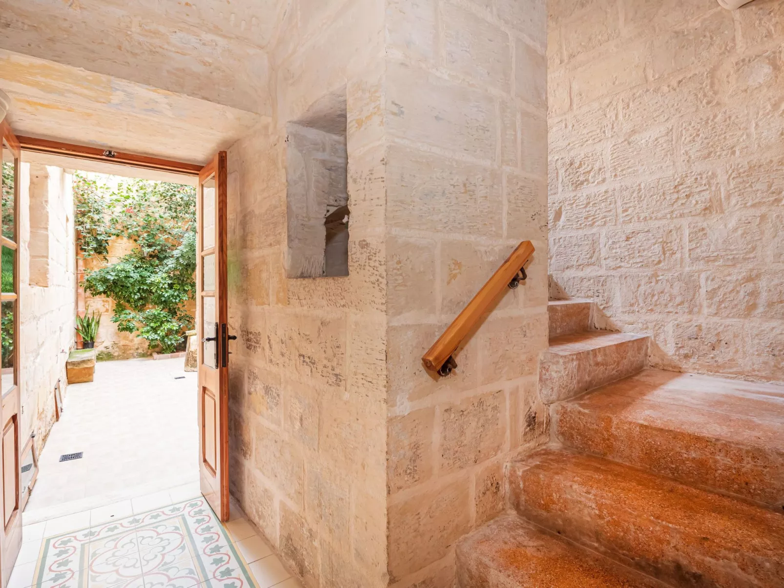 "Casa Melita" in der Nähe des mittelalterlichen Mdina-Outside