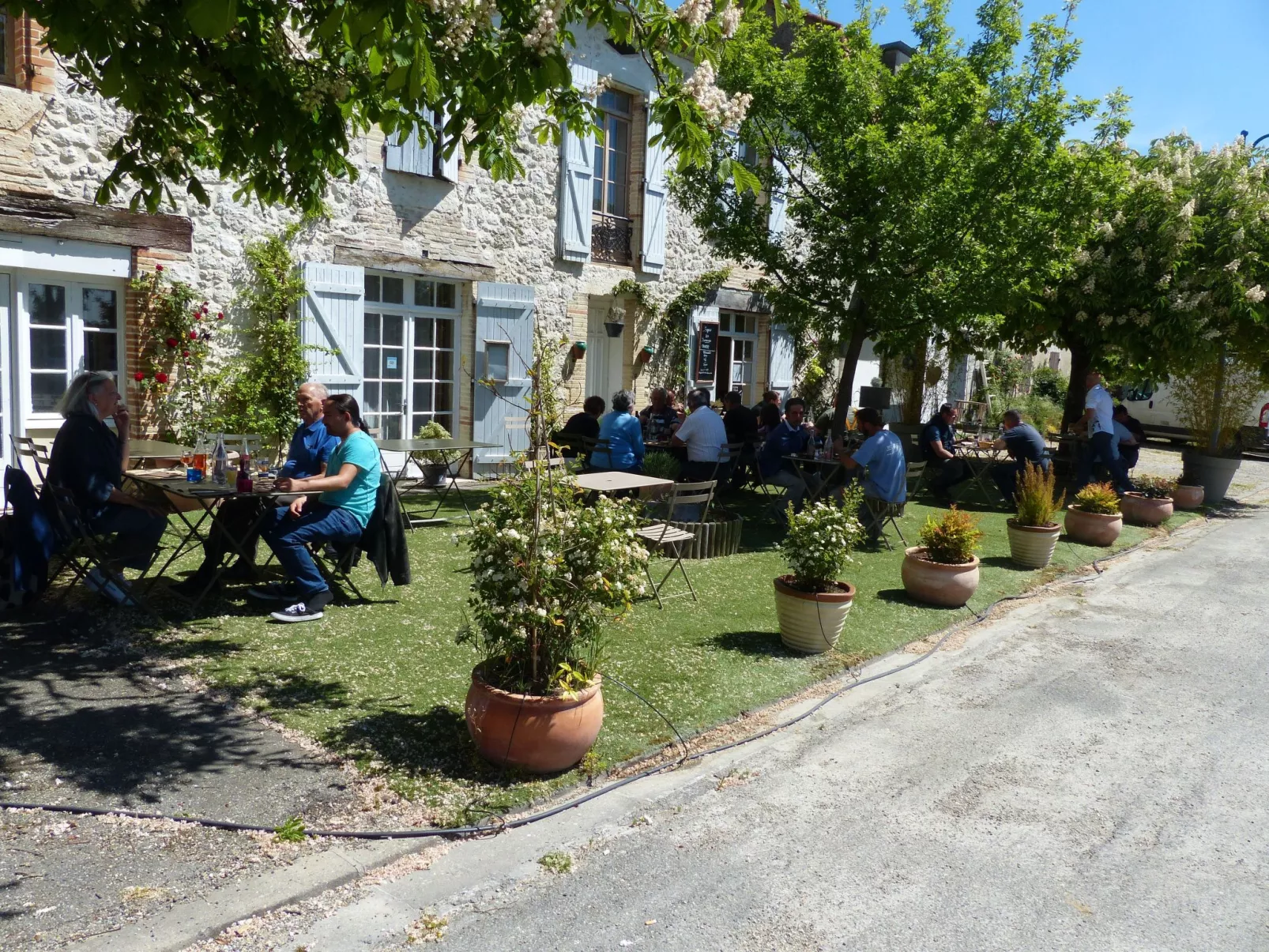 La Ferme des Paons-Outside