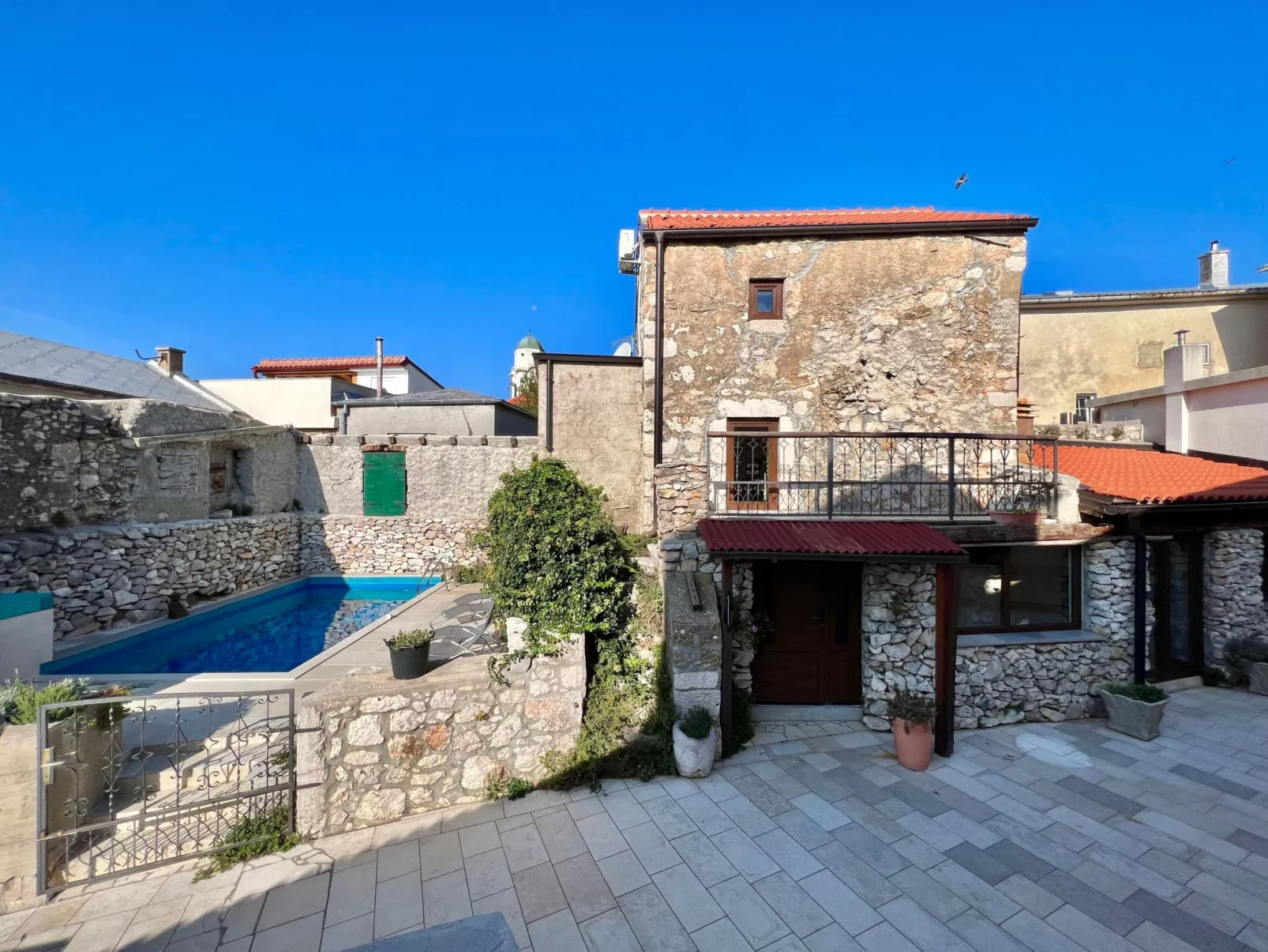 Villa Coral-Image-tags.info