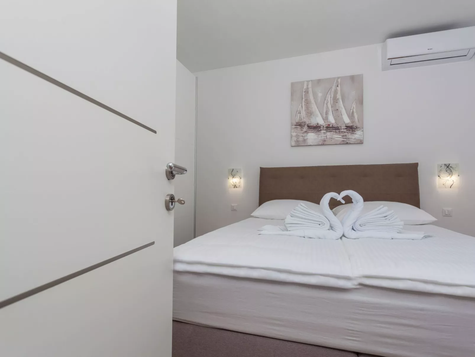 Wunderschöne Ferienvilla Lomari-Dedans